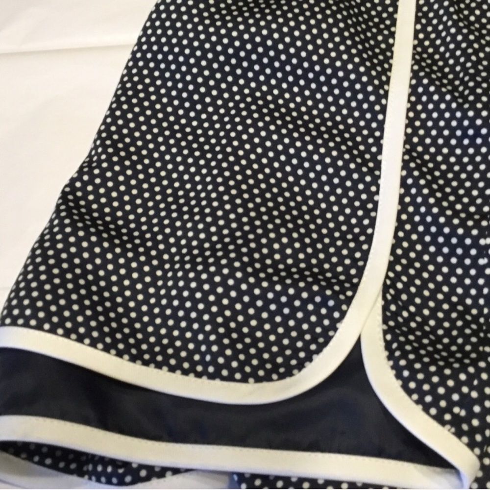 Tommy Pipe Trim Polka Dotted Casual walking shorts - Picture 5 of 7